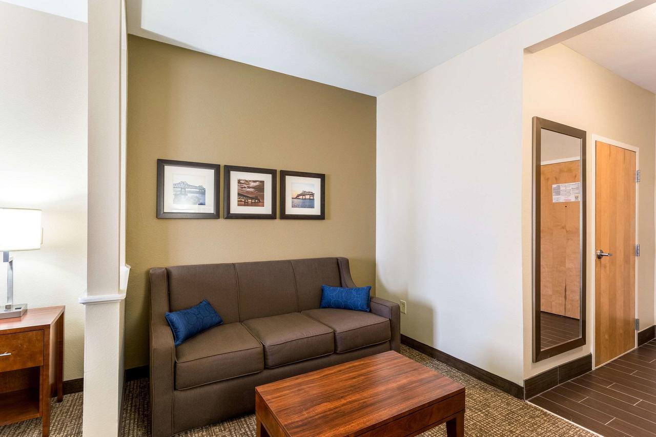 Comfort Inn & Suites Airport - thumb 31