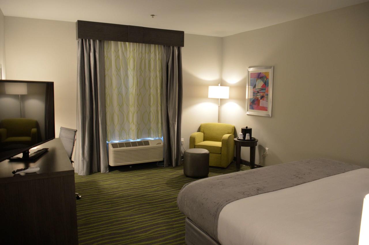 Best Western Plus Prien Lake Inn & Suites - thumb 32
