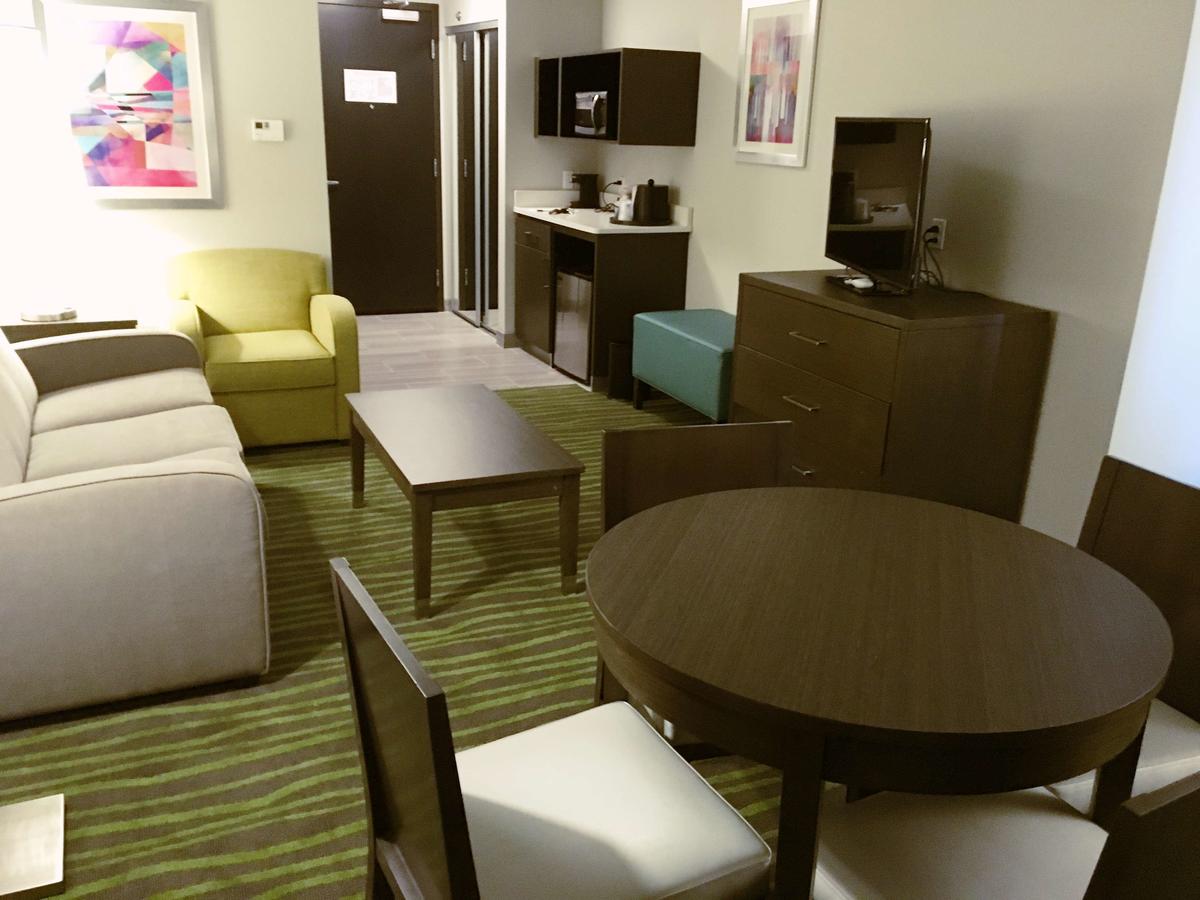 Best Western Plus Prien Lake Inn & Suites - thumb 11