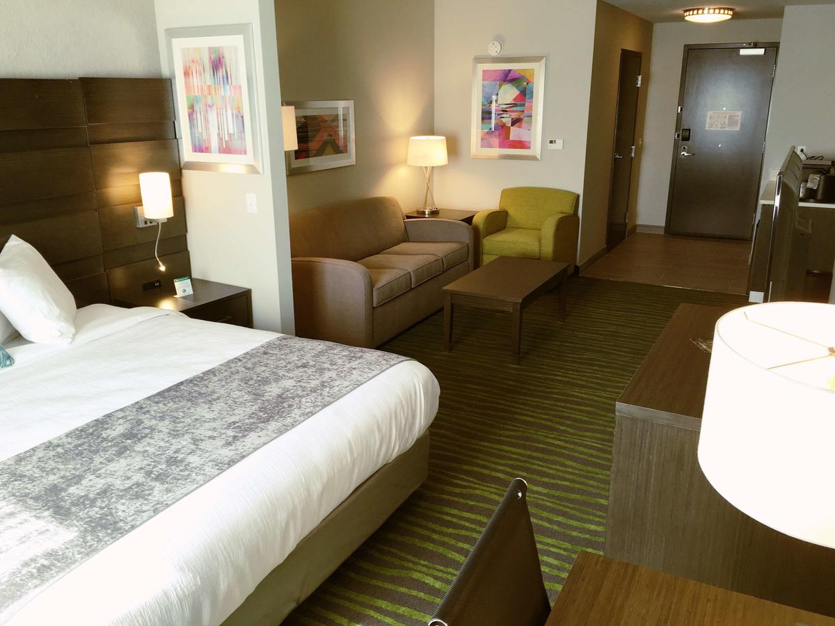Best Western Plus Prien Lake Inn & Suites - thumb 20