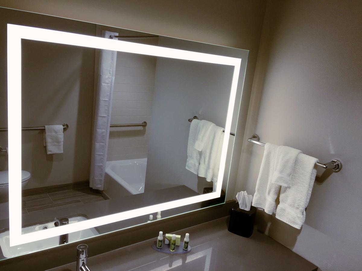 Best Western Plus Prien Lake Inn & Suites - thumb 26