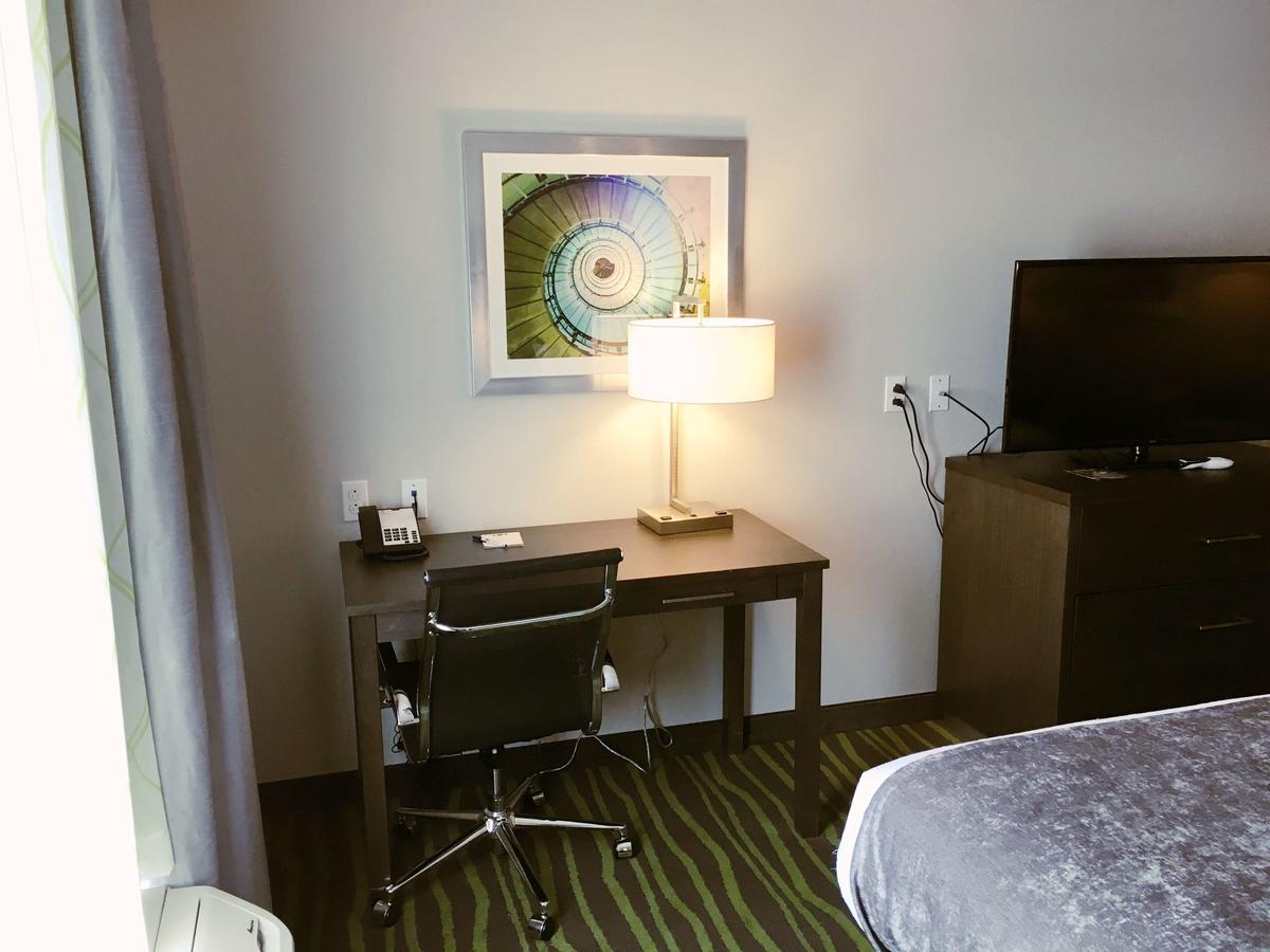 Best Western Plus Prien Lake Inn & Suites - thumb 18