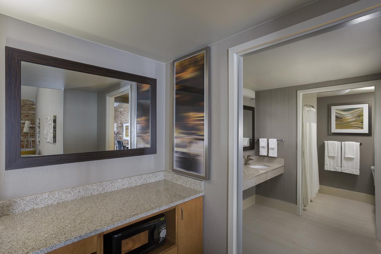 Courtyard By Marriott New Orleans Downtown/Convention Center - thumb 17