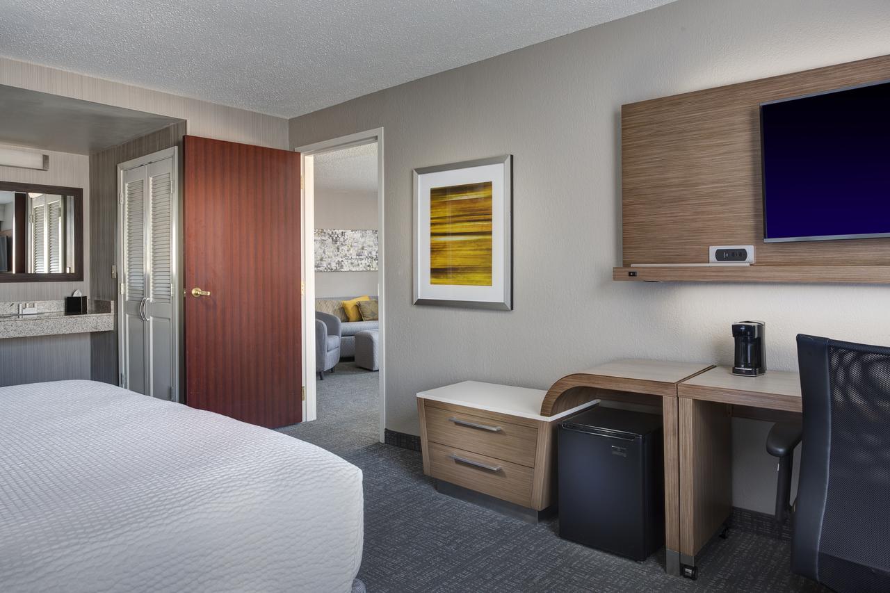 Courtyard By Marriott New Orleans Downtown/Convention Center - thumb 16