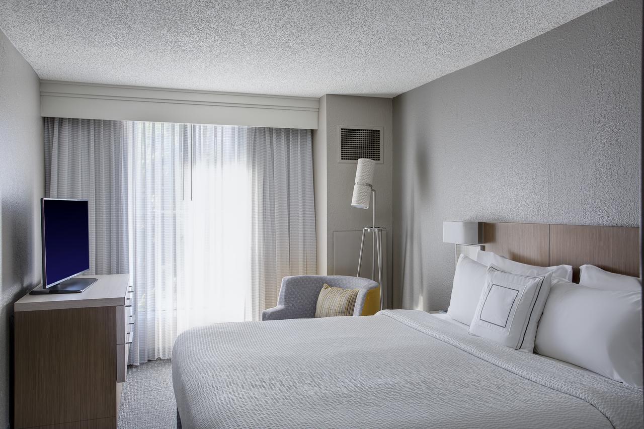 Courtyard By Marriott New Orleans Downtown/Convention Center - thumb 11