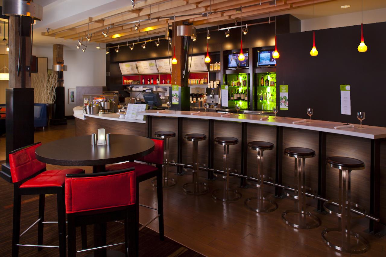 Courtyard By Marriott New Orleans Downtown/Convention Center - thumb 0