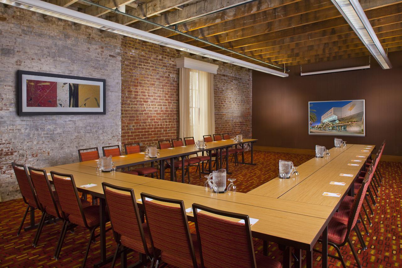 Courtyard By Marriott New Orleans Downtown/Convention Center - thumb 30