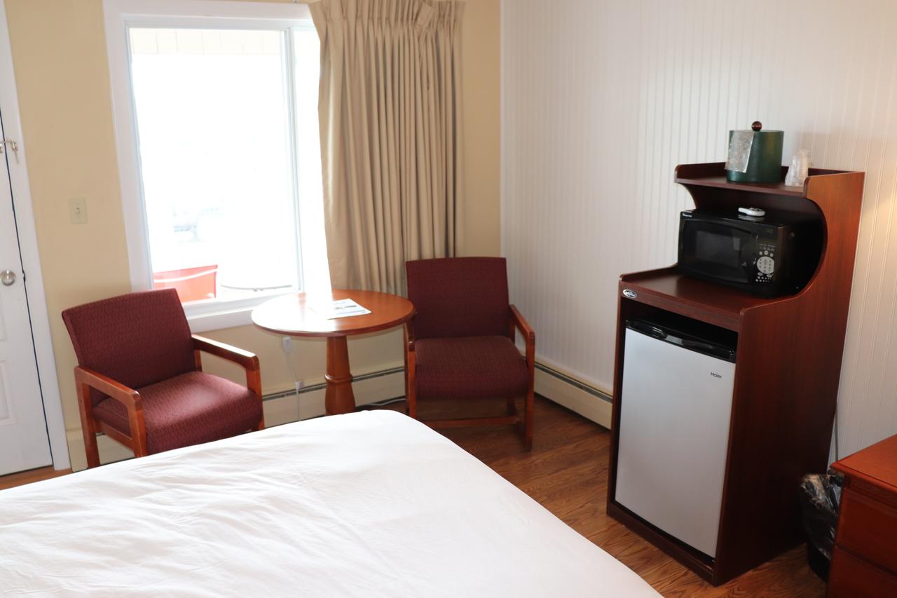 Trade Winds Inn - thumb 11