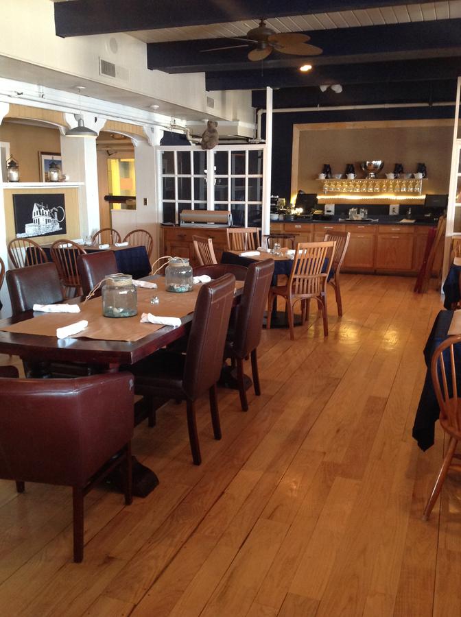 Trade Winds Inn - thumb 7