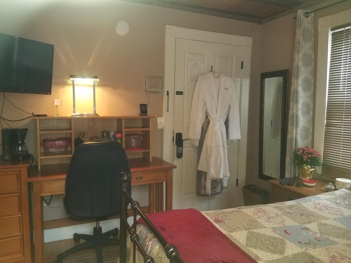 Hallowell Rooming House - thumb 43