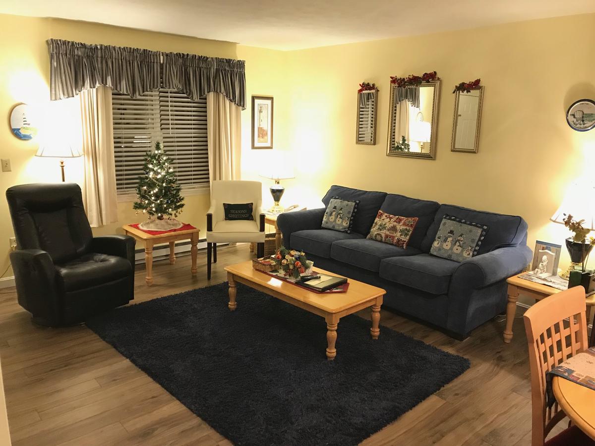 Elmwood Resort Hotel - thumb 14