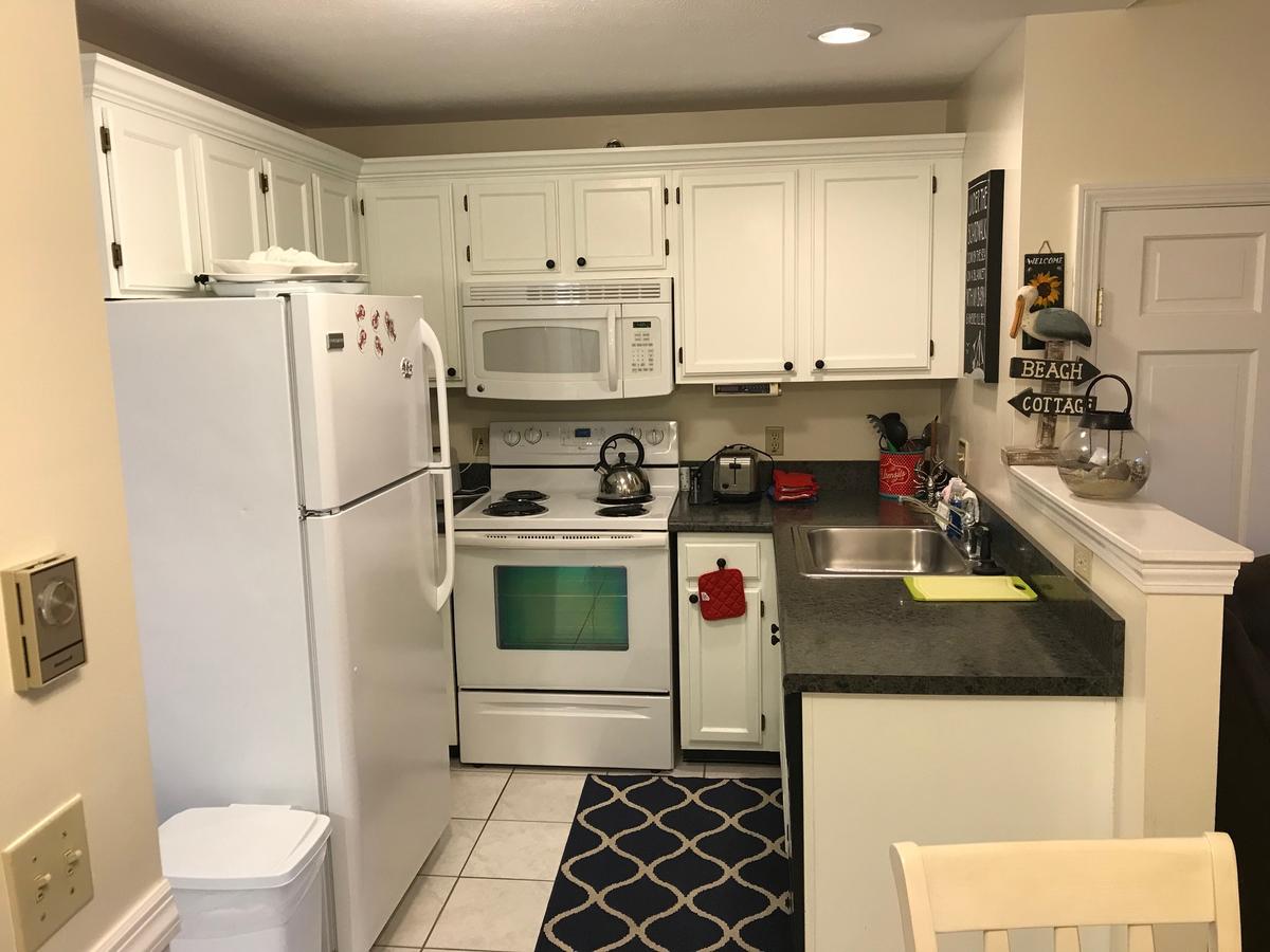 Elmwood Resort Hotel - thumb 19