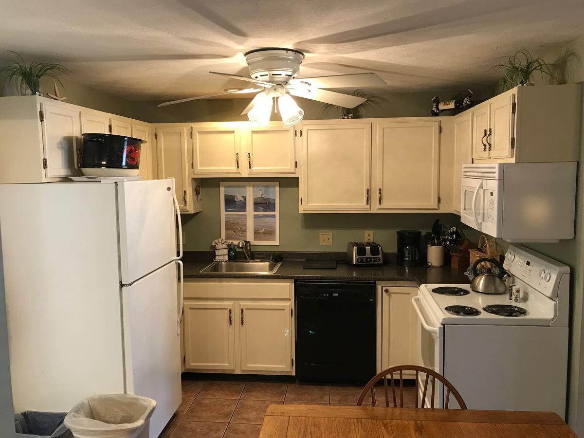 Elmwood Resort Hotel - thumb 39