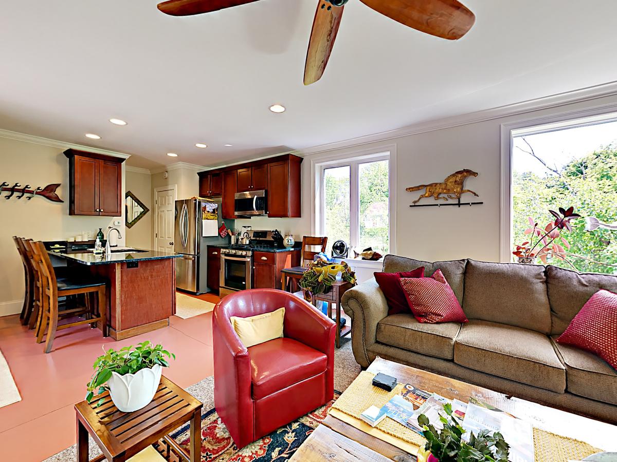 10 Ocean Street Cottage - thumb 15