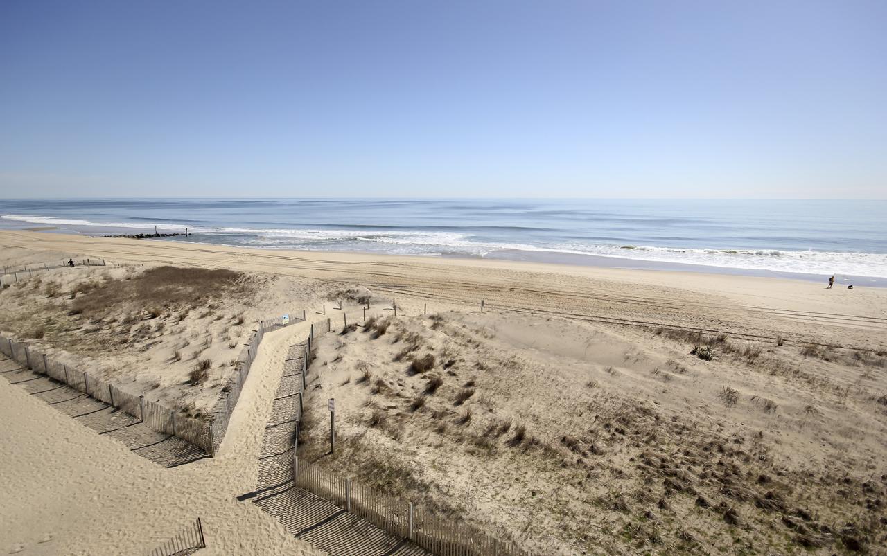 Atlantic Oceanfront Inn - thumb 44