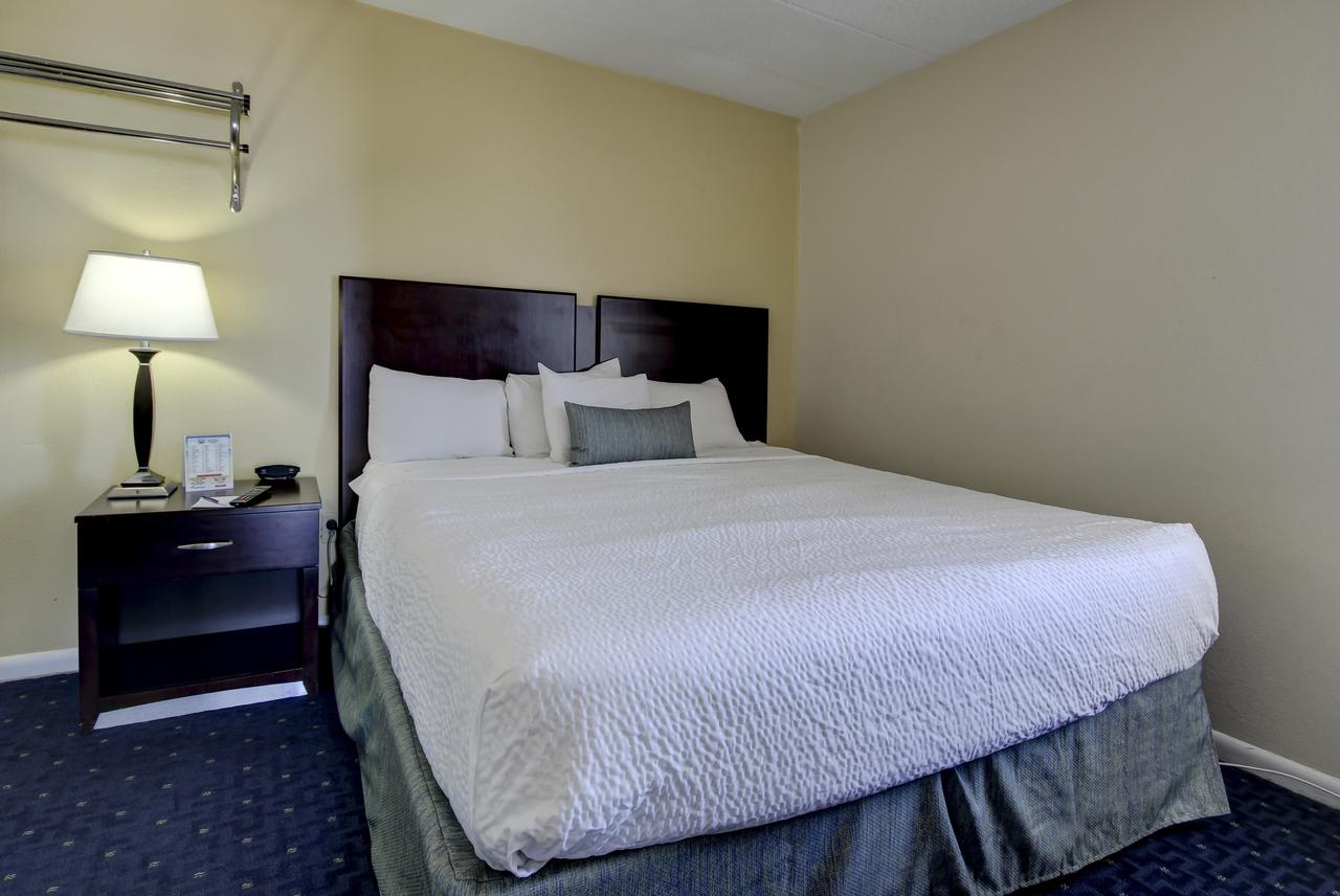 Atlantic Oceanfront Inn - thumb 38