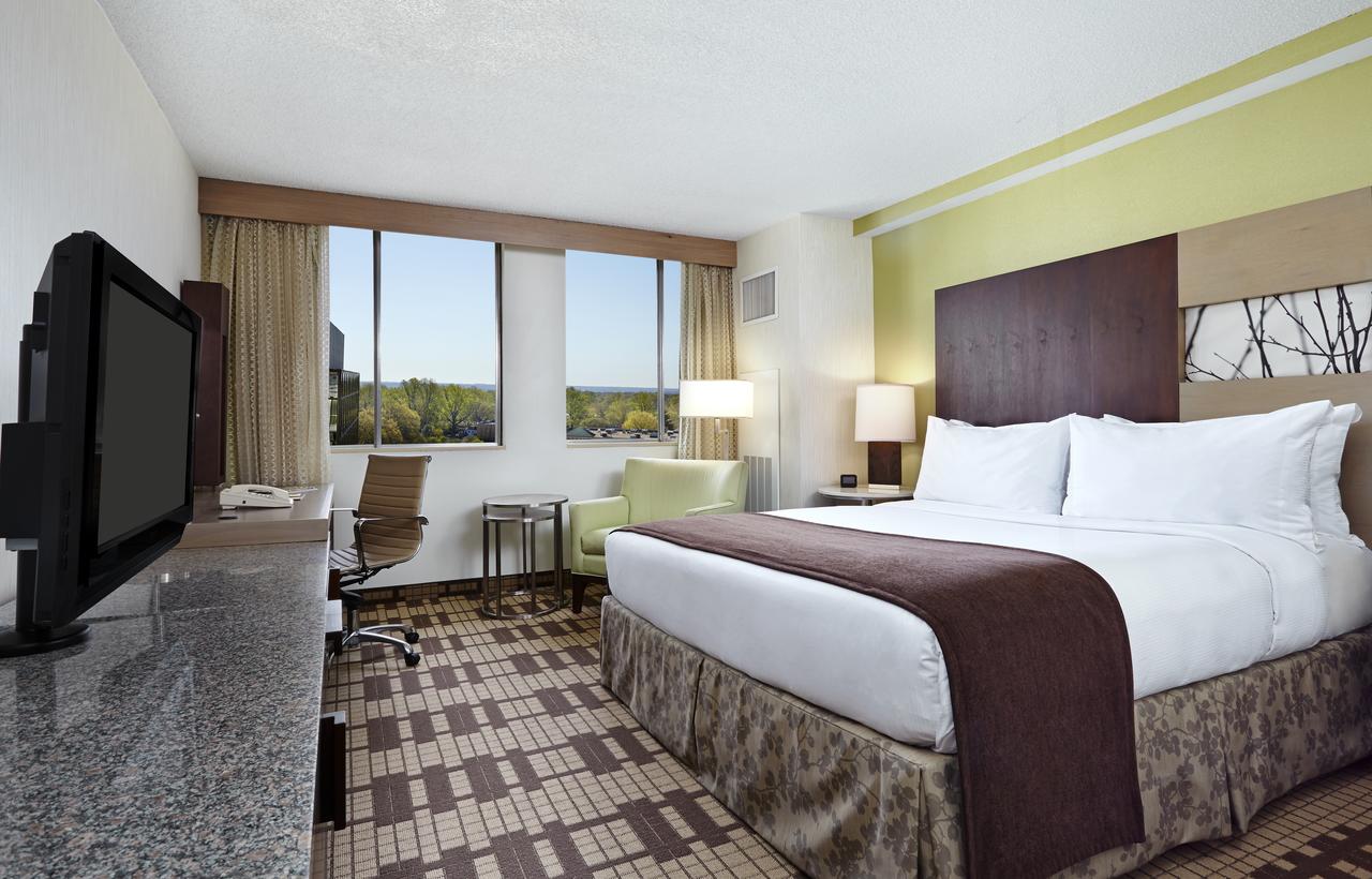 DoubleTree By Hilton Silver Spring - thumb 1