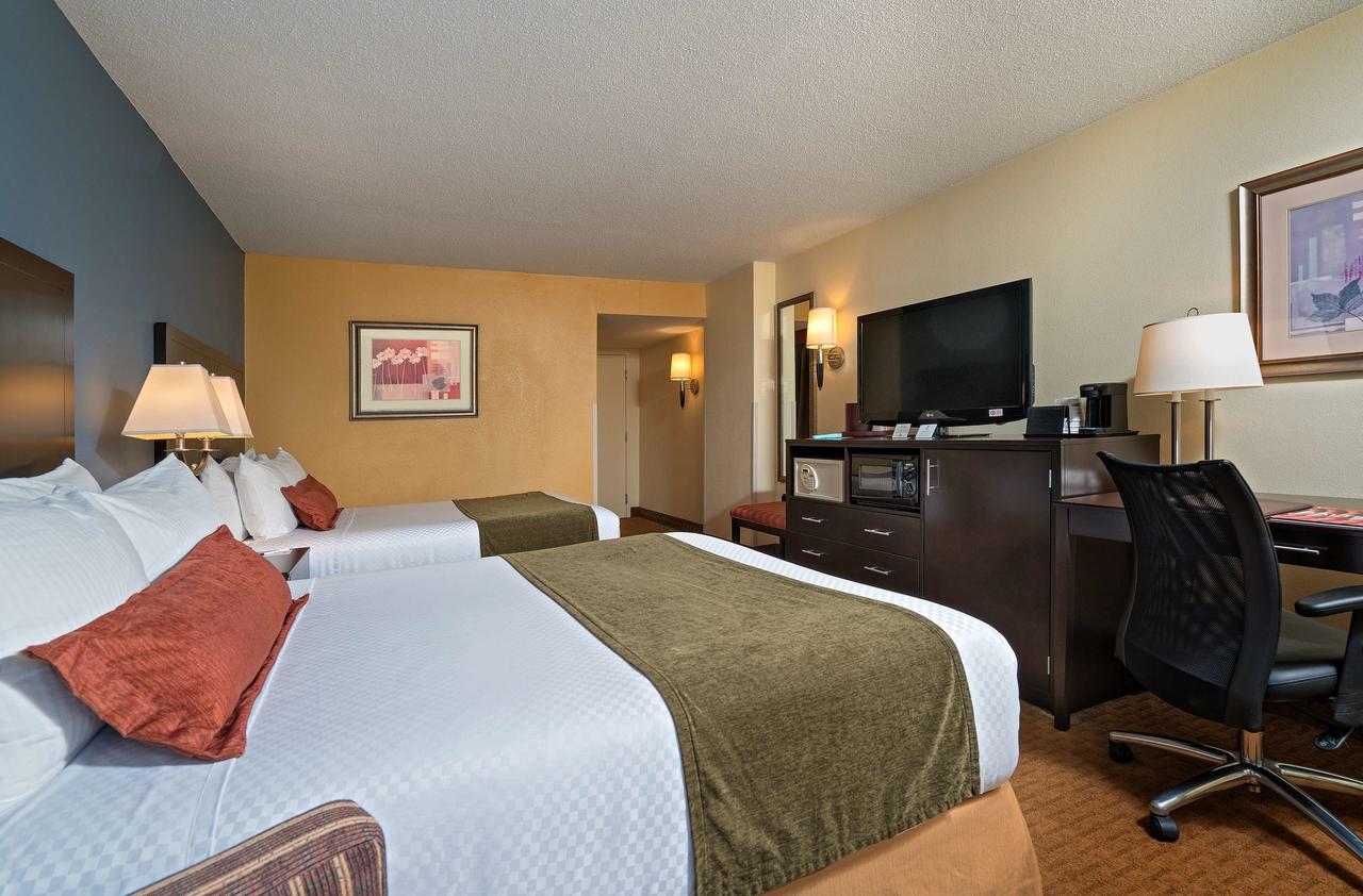 Best Western Plus Hotel & Conference Center - thumb 3