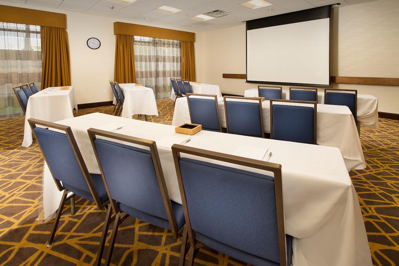 Hampton Inn & Suites Baltimore/Woodlawn - thumb 8