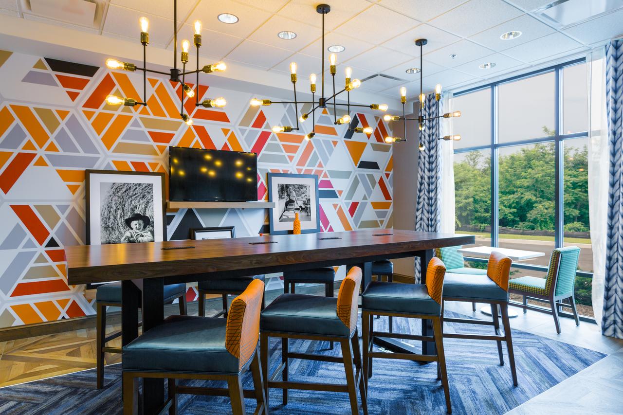 Hampton Inn Cumberland - thumb 11