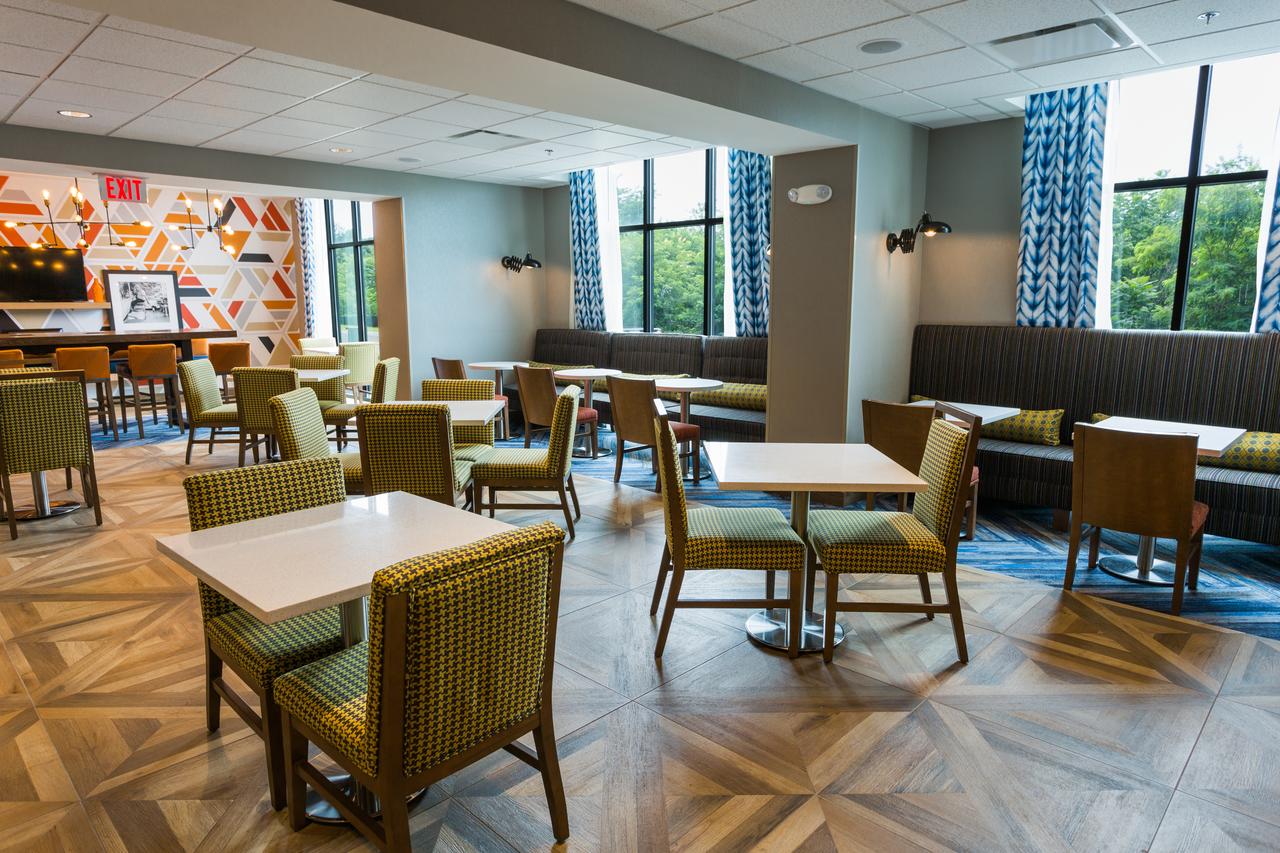 Hampton Inn Cumberland - thumb 10