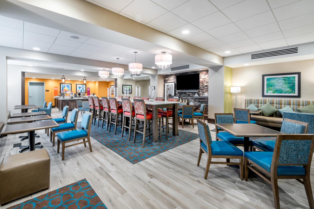 Hampton Inn Baltimore Bayview Campus - thumb 19