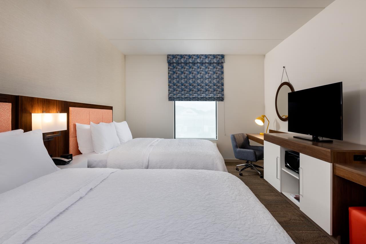 Hampton Inn Baltimore Bayview Campus - thumb 10