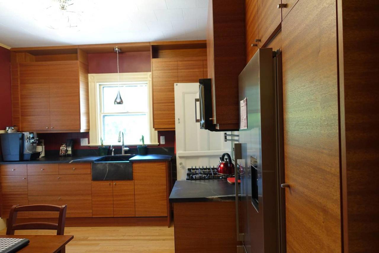Luxury Harvard/MIT Victorian - thumb 5