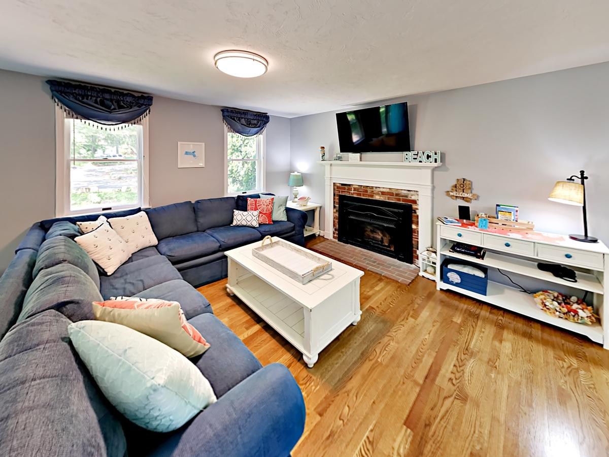 75 Lake St Home - thumb 10
