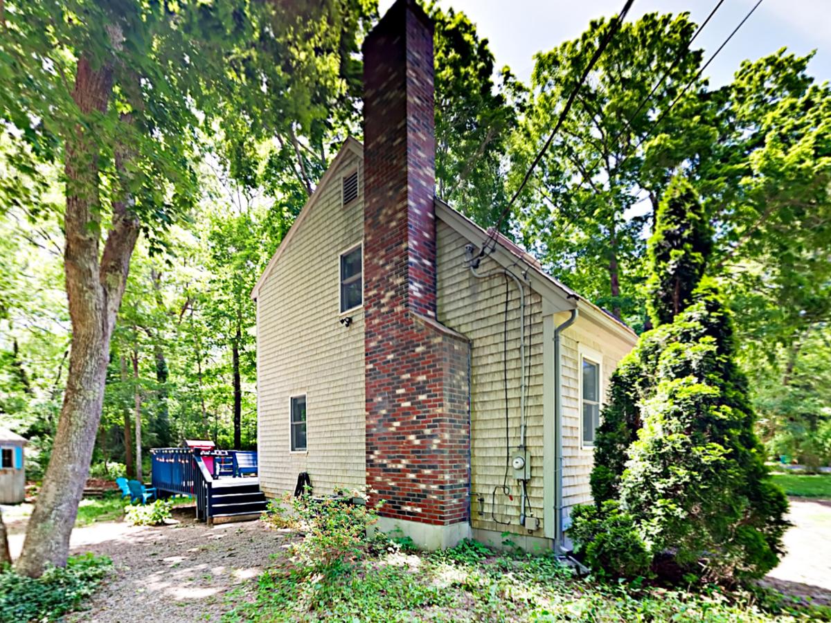 75 Lake St Home - thumb 1