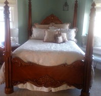 Festive West Bed  BreakFest - Accommodation Philadelphia