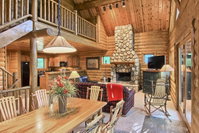 823 Mountain Cabin Accommodation Philadelphia