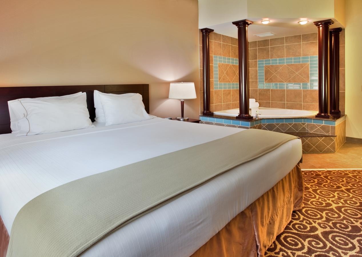 Holiday Inn Express Hotel & Suites Kansas City - Grandview - thumb 3