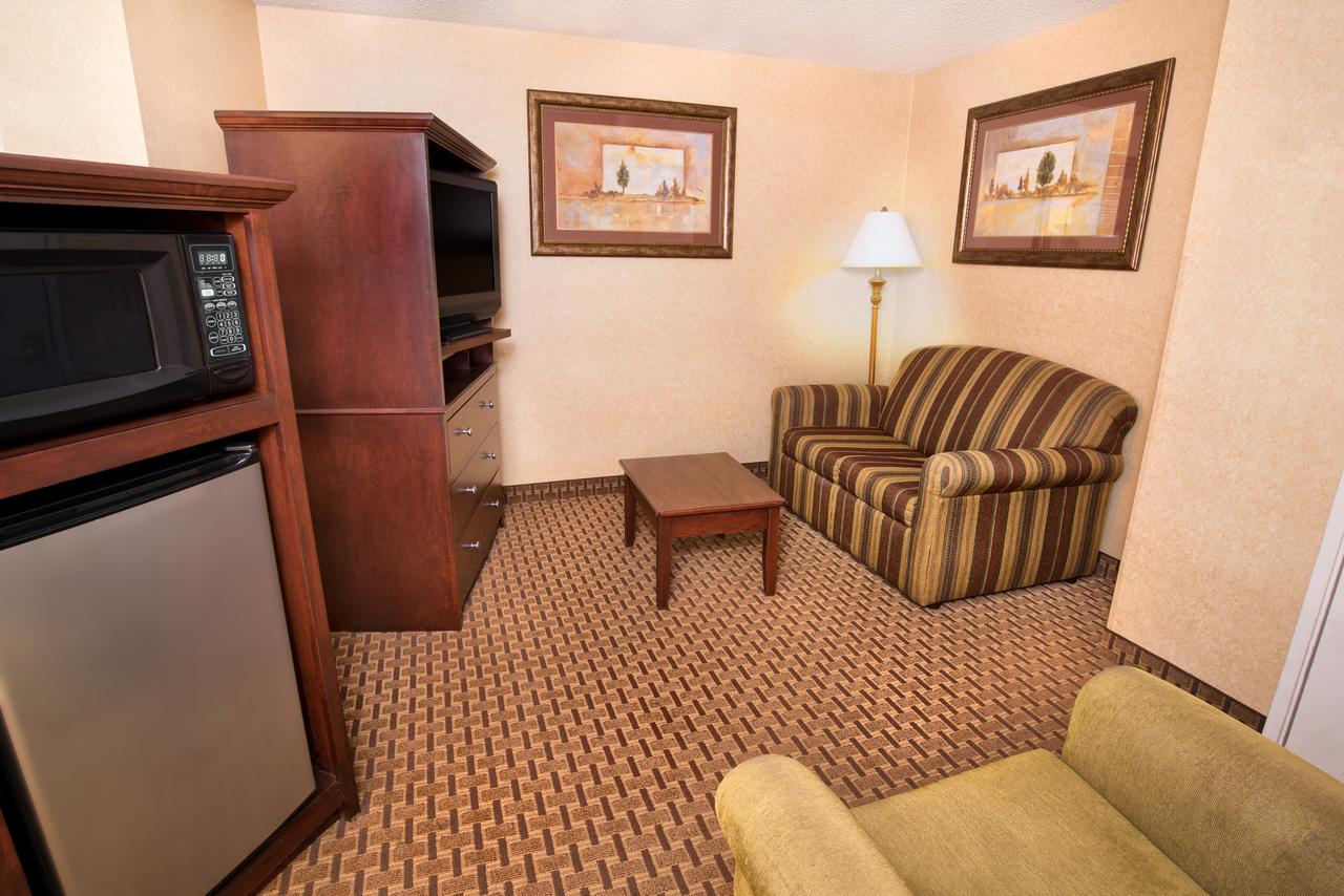 Grand Plaza Hotel Branson - thumb 9