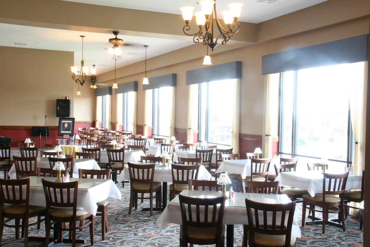 Grand Plaza Hotel Branson - thumb 16