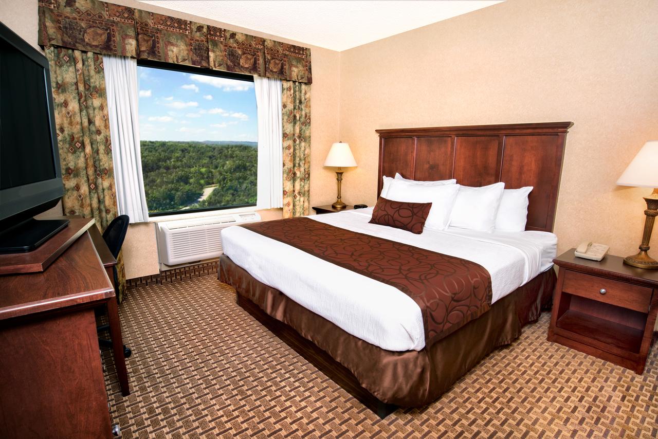 Grand Plaza Hotel Branson - thumb 8