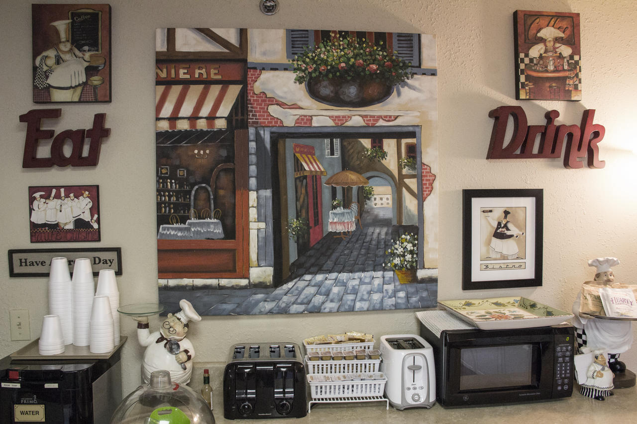 All American Inn & Suites Branson - thumb 7