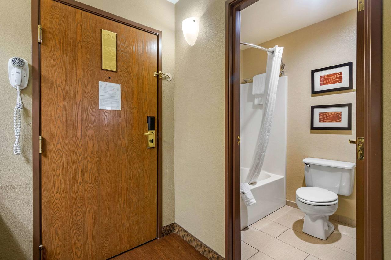 Comfort Inn & Suites Springfield I-44 - thumb 14