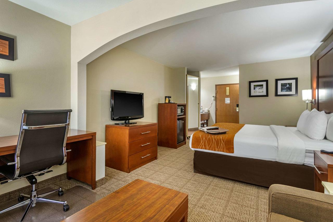 Comfort Inn & Suites Springfield I-44 - thumb 26