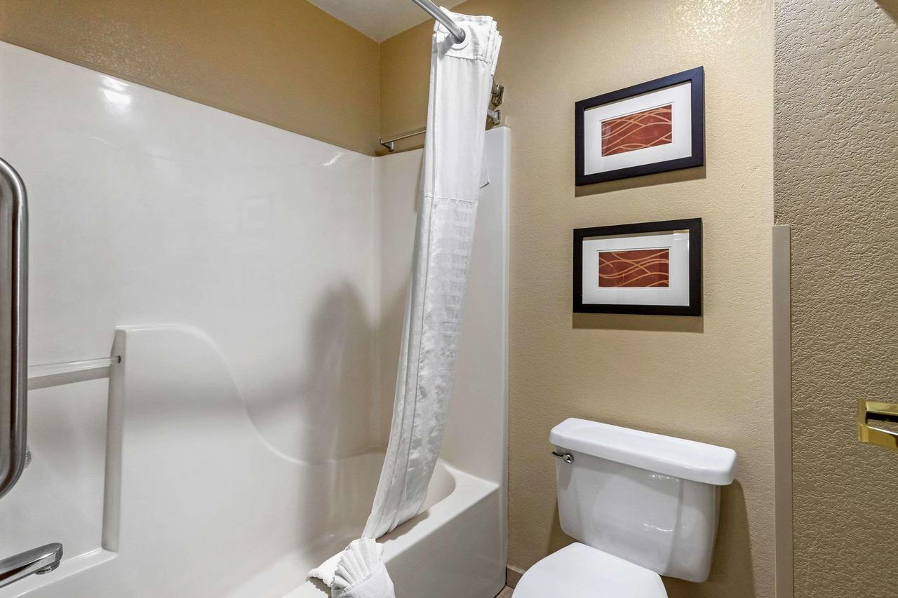 Comfort Inn & Suites Springfield I-44 - thumb 35
