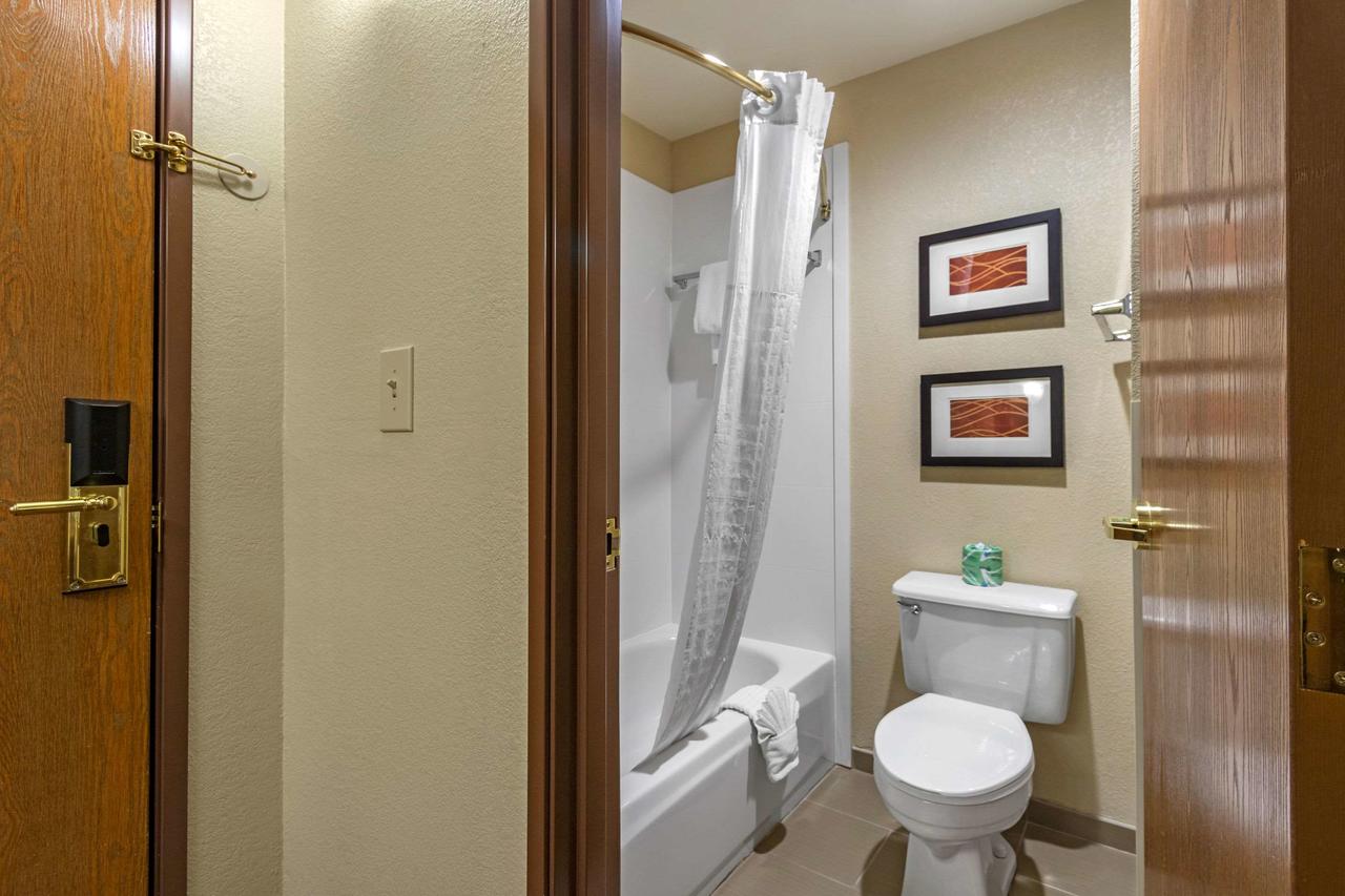 Comfort Inn & Suites Springfield I-44 - thumb 30