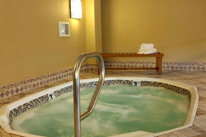 Jockey Club Suites - thumb 16