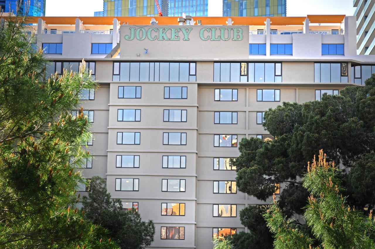 Jockey Club Suites - thumb 3