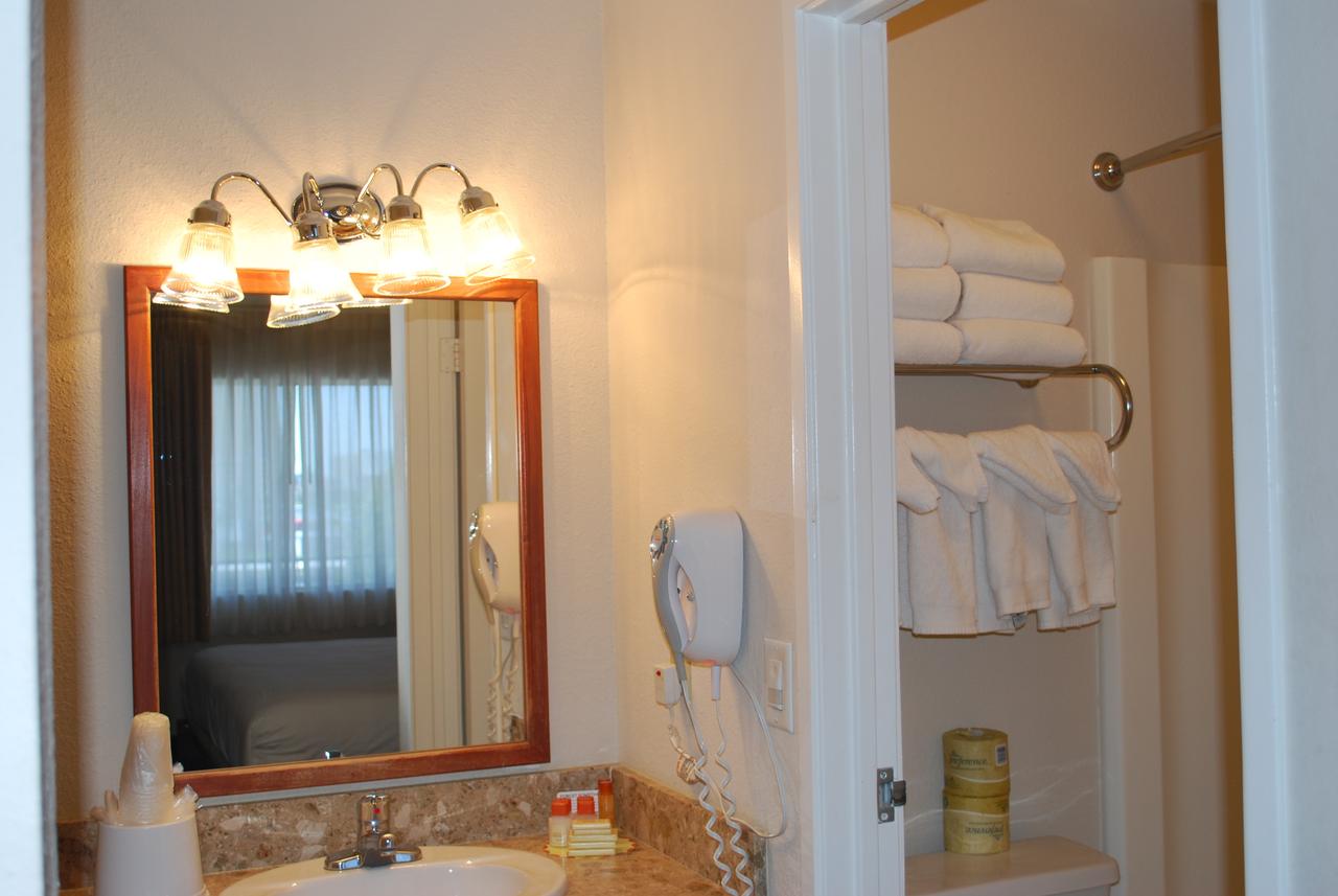 Days Inn By Wyndham Las Vegas Wild Wild West Gambling Hall - thumb 20