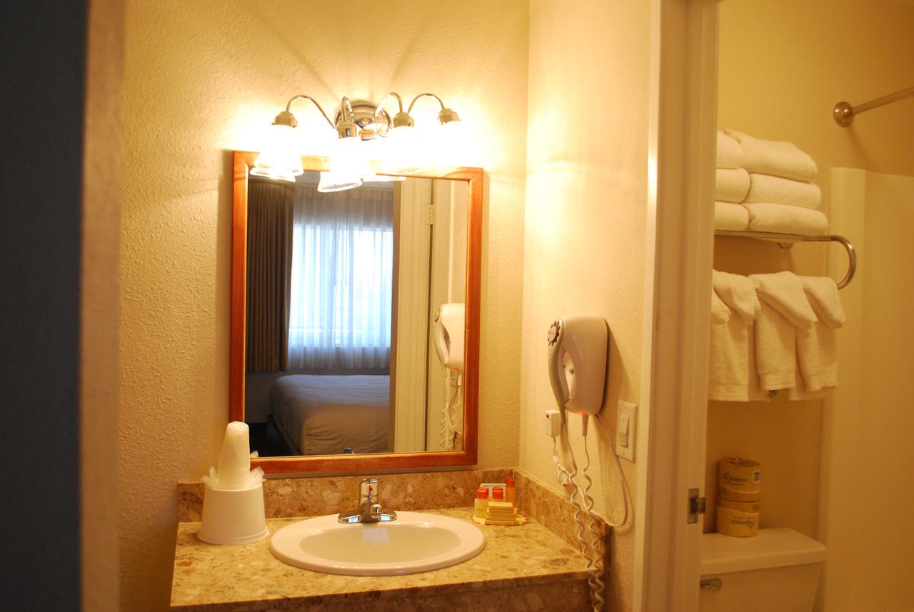 Days Inn By Wyndham Las Vegas Wild Wild West Gambling Hall - thumb 25