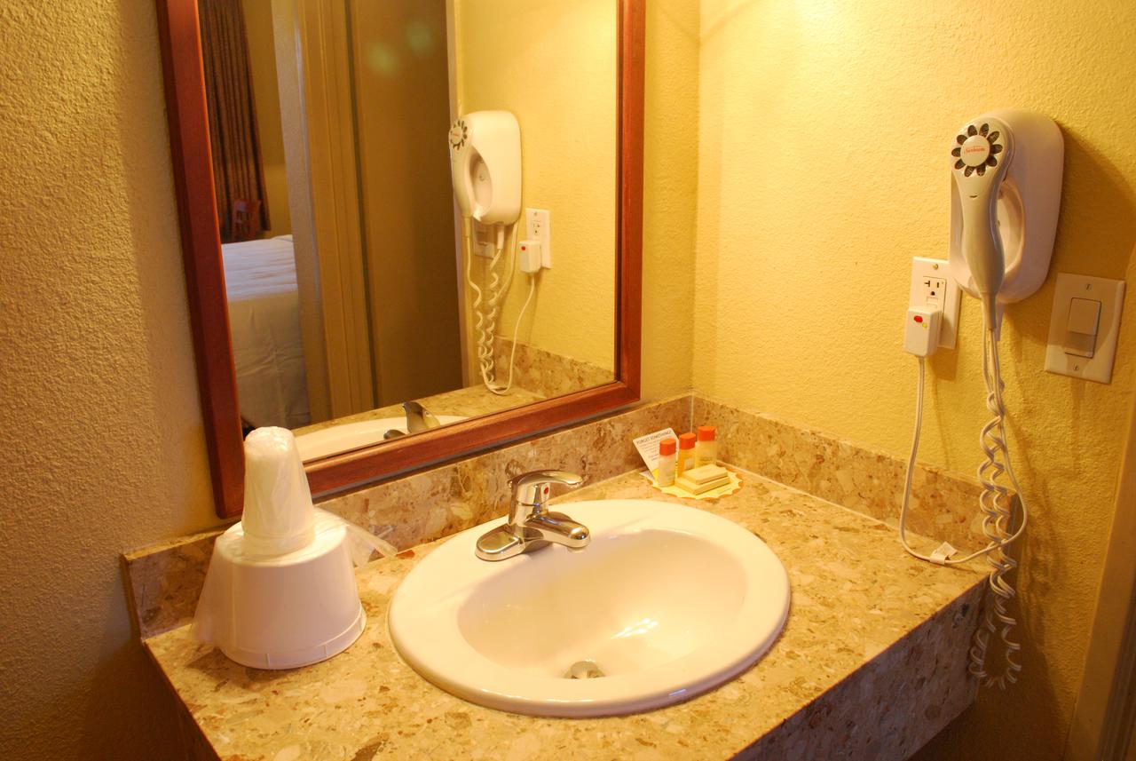 Days Inn By Wyndham Las Vegas Wild Wild West Gambling Hall - thumb 22