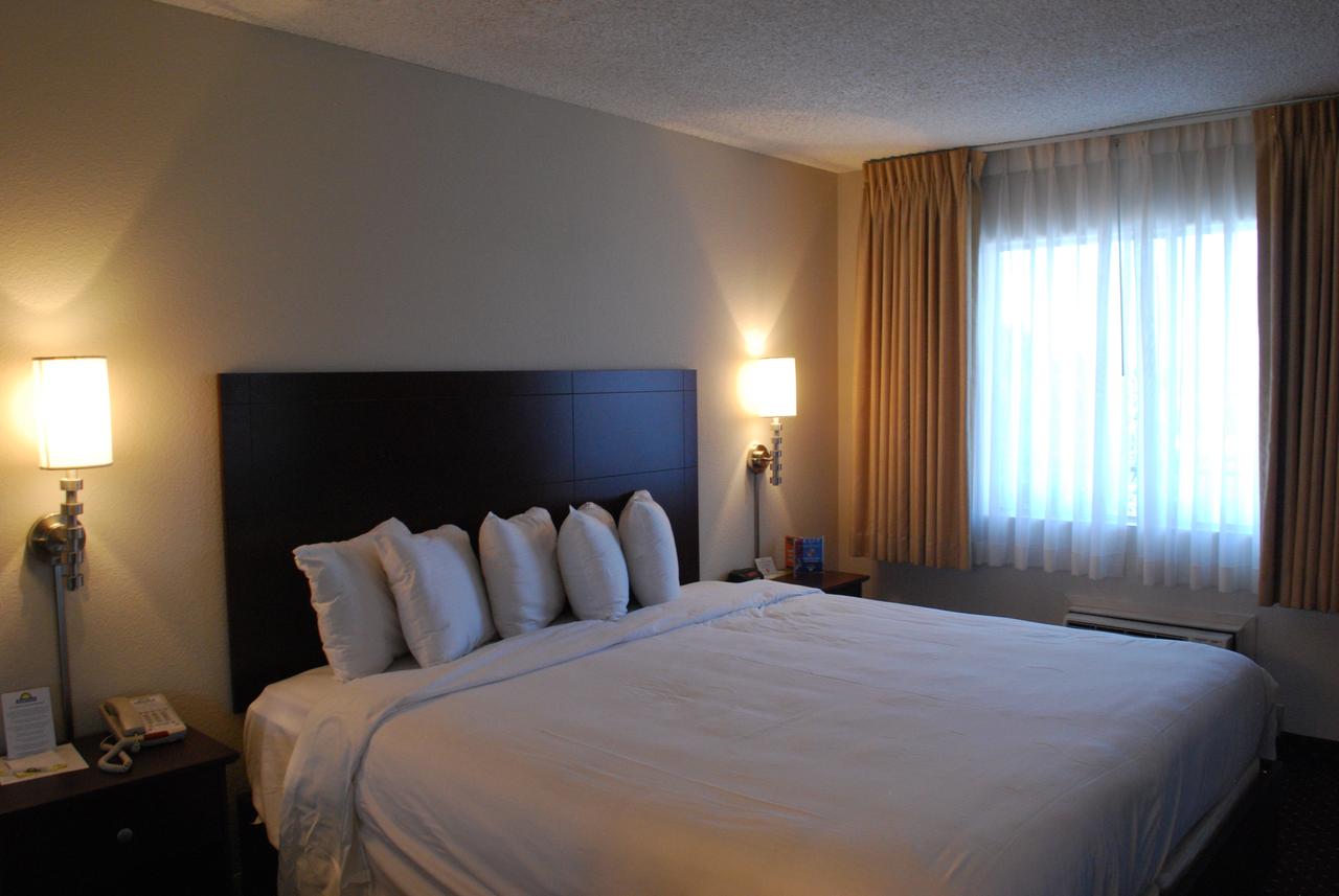 Days Inn By Wyndham Las Vegas Wild Wild West Gambling Hall - thumb 11