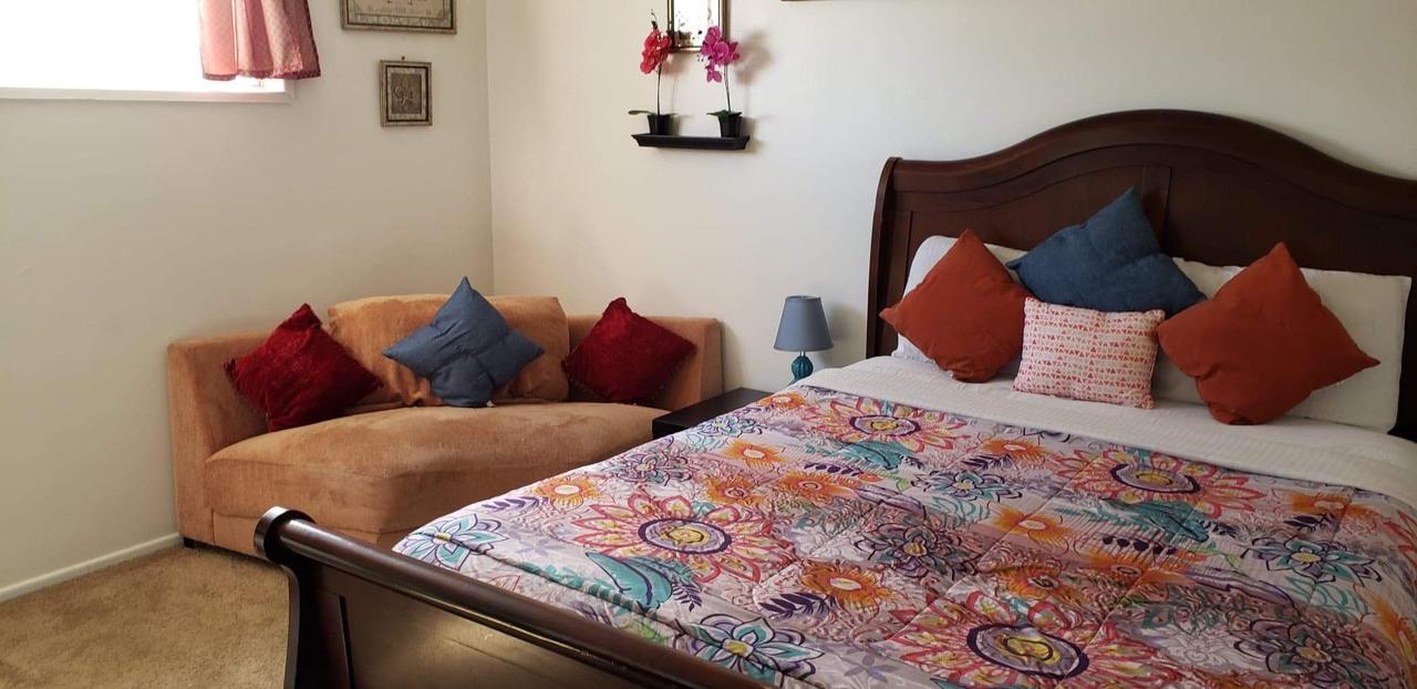 The Yellow Penthouse - thumb 14