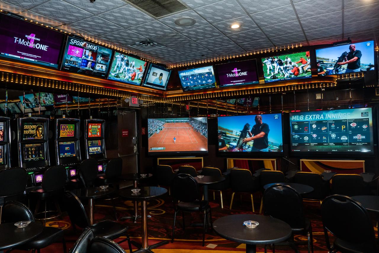 Skyline Hotel And Casino - thumb 39