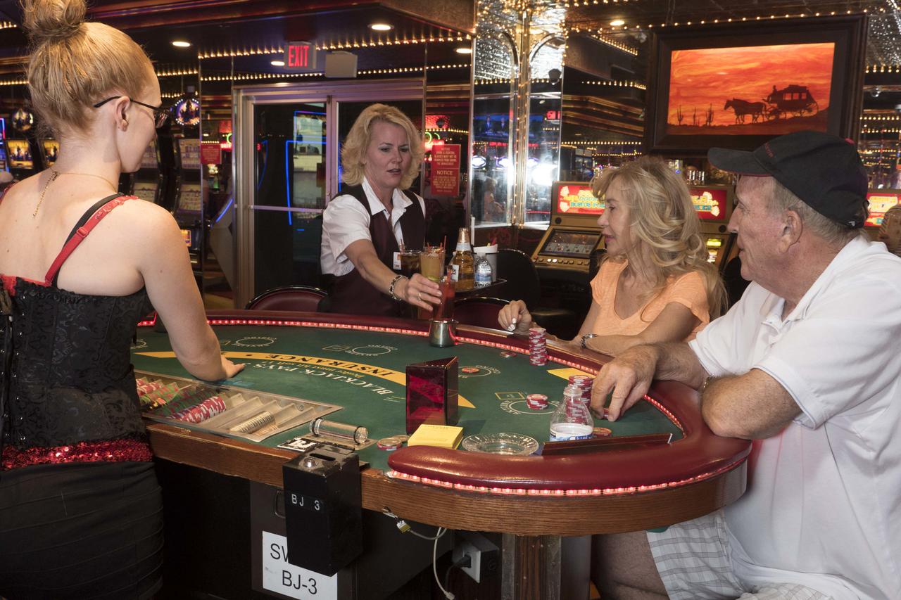 Skyline Hotel And Casino - thumb 43